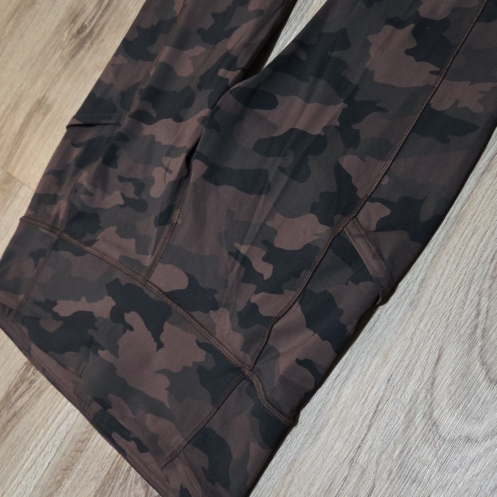 Lululemon Fast and Free Tight II 25" *Nulux Heritage 365 Camo Brown Earth Multi - Picture 5 of 16